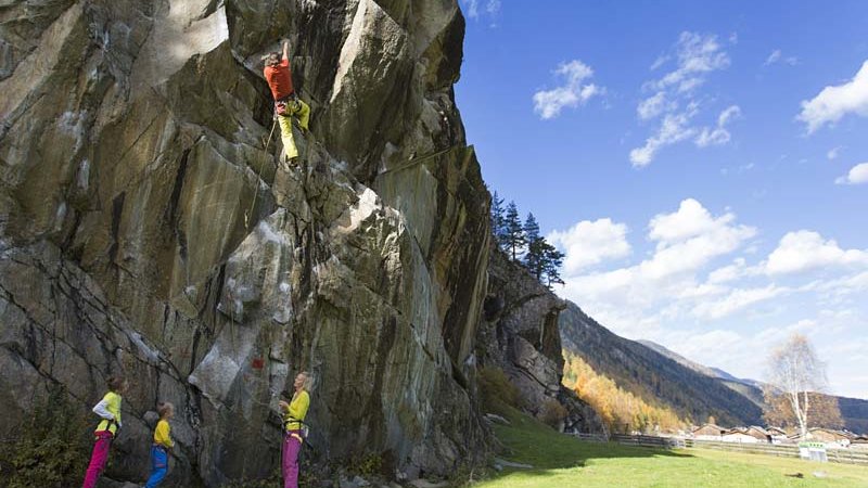 Climbing ©Elias Holzknecht - Ötztal Tourismus