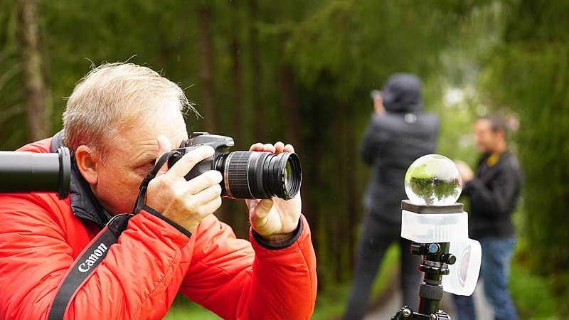 ©Fotoclub Heligon Ötztal: “Seifenblase im Visier“.