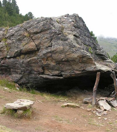 Archäologische Wanderung "Hohler Stein" - Naturpark Ötztal